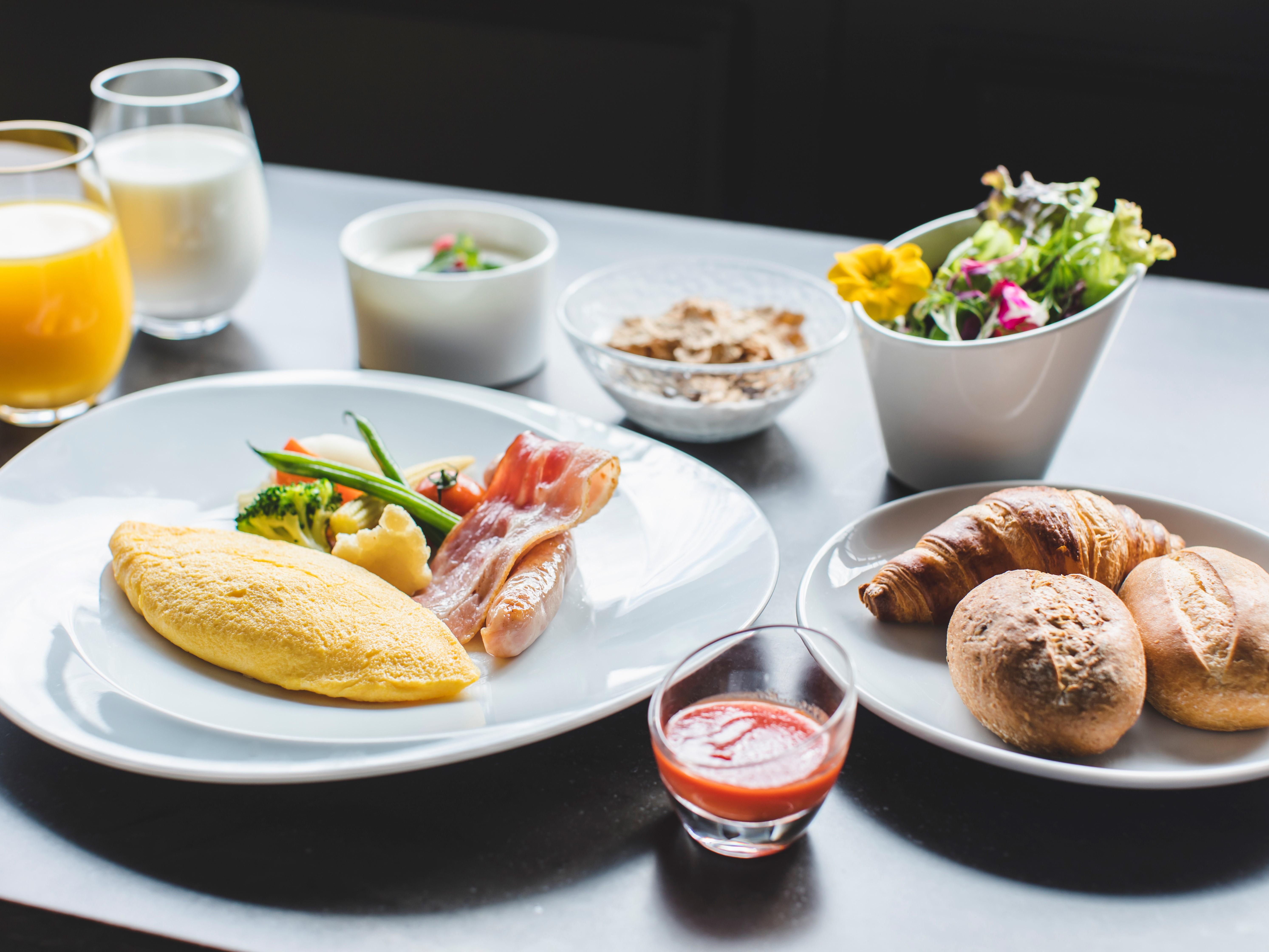The Thousand Kyōto Esterno foto A typical breakfast at the restaurant